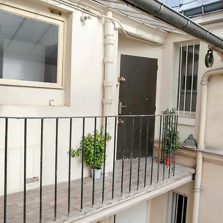 Appartamento Superb Cozy Apartment Near The Louvre Museum